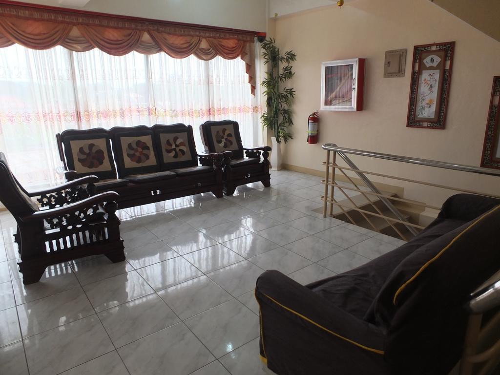 Constrell Pension House Tagbilaran City Bagian luar foto