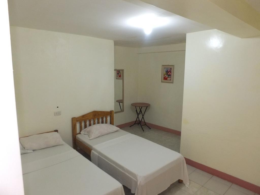 Constrell Pension House Tagbilaran City Bagian luar foto