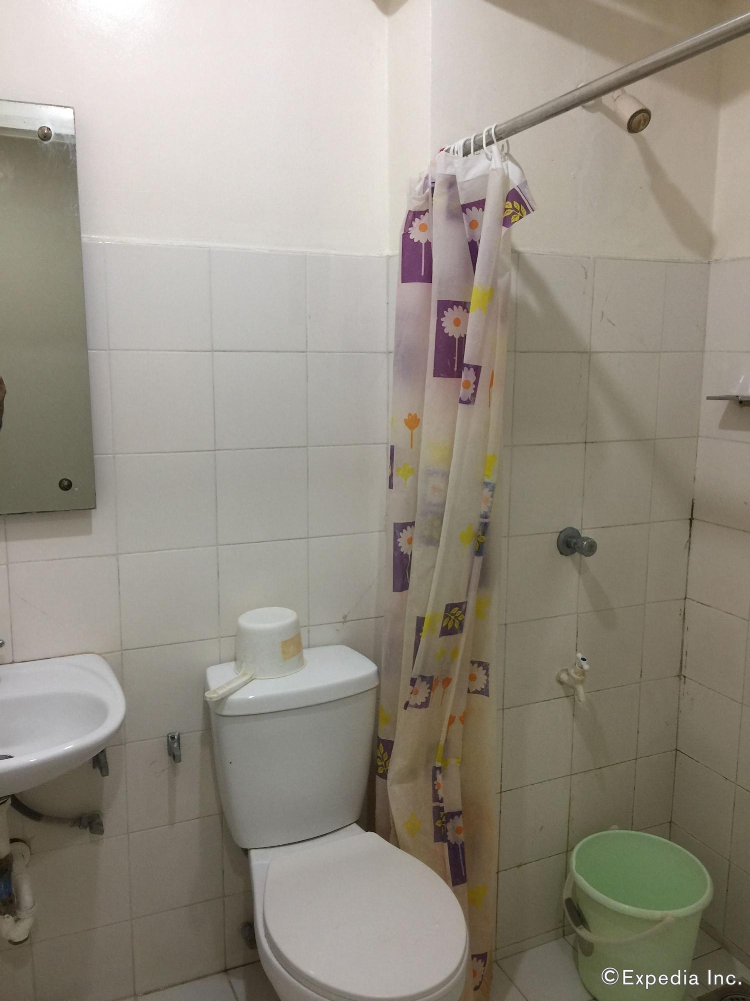 Constrell Pension House Tagbilaran City Bagian luar foto