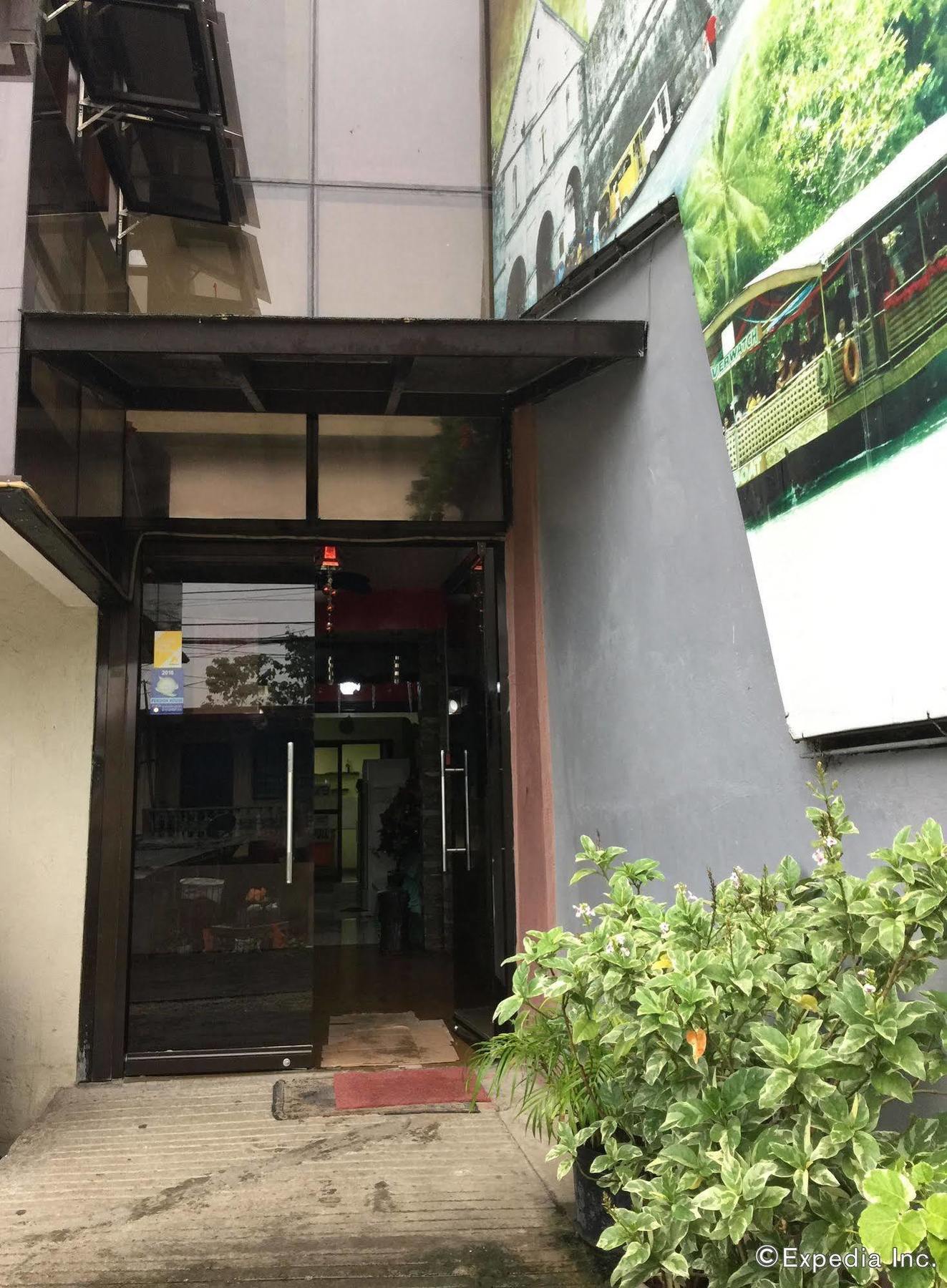 Constrell Pension House Tagbilaran City Bagian luar foto