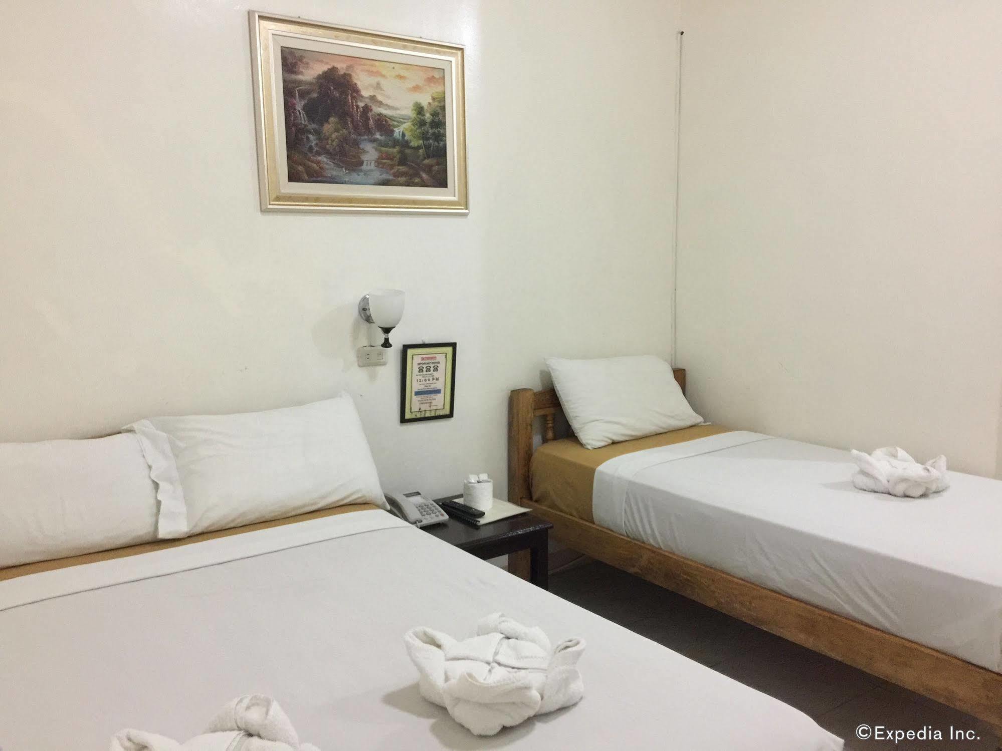 Constrell Pension House Tagbilaran City Bagian luar foto