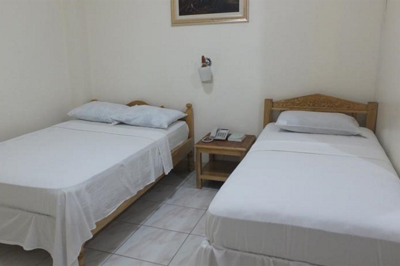Constrell Pension House Tagbilaran City Bagian luar foto